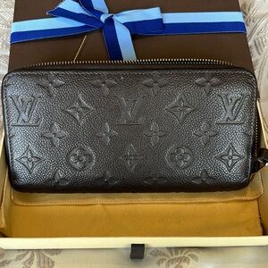 Louis Vuitton Wallet Monogram M60548